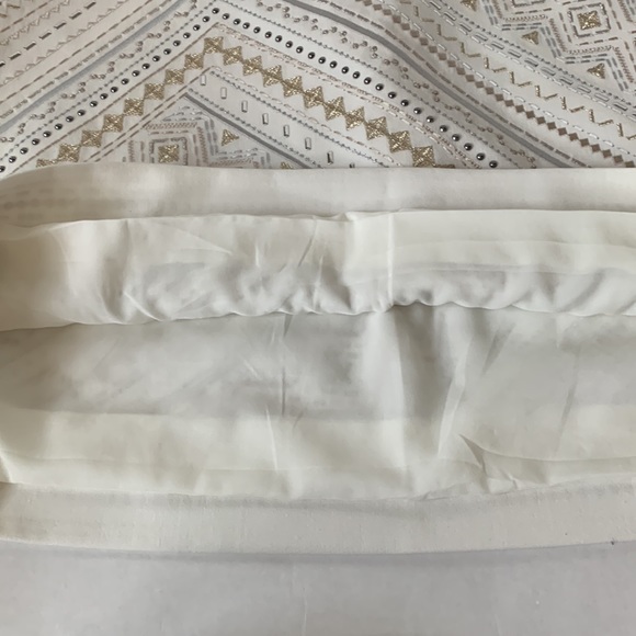 White House Black Market Metallic Studs Mini Skirt White Silver Gold - Picture 6 of 9